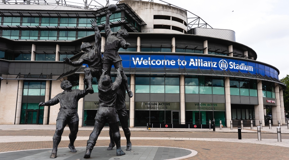 Outside the Allianz Stadium 