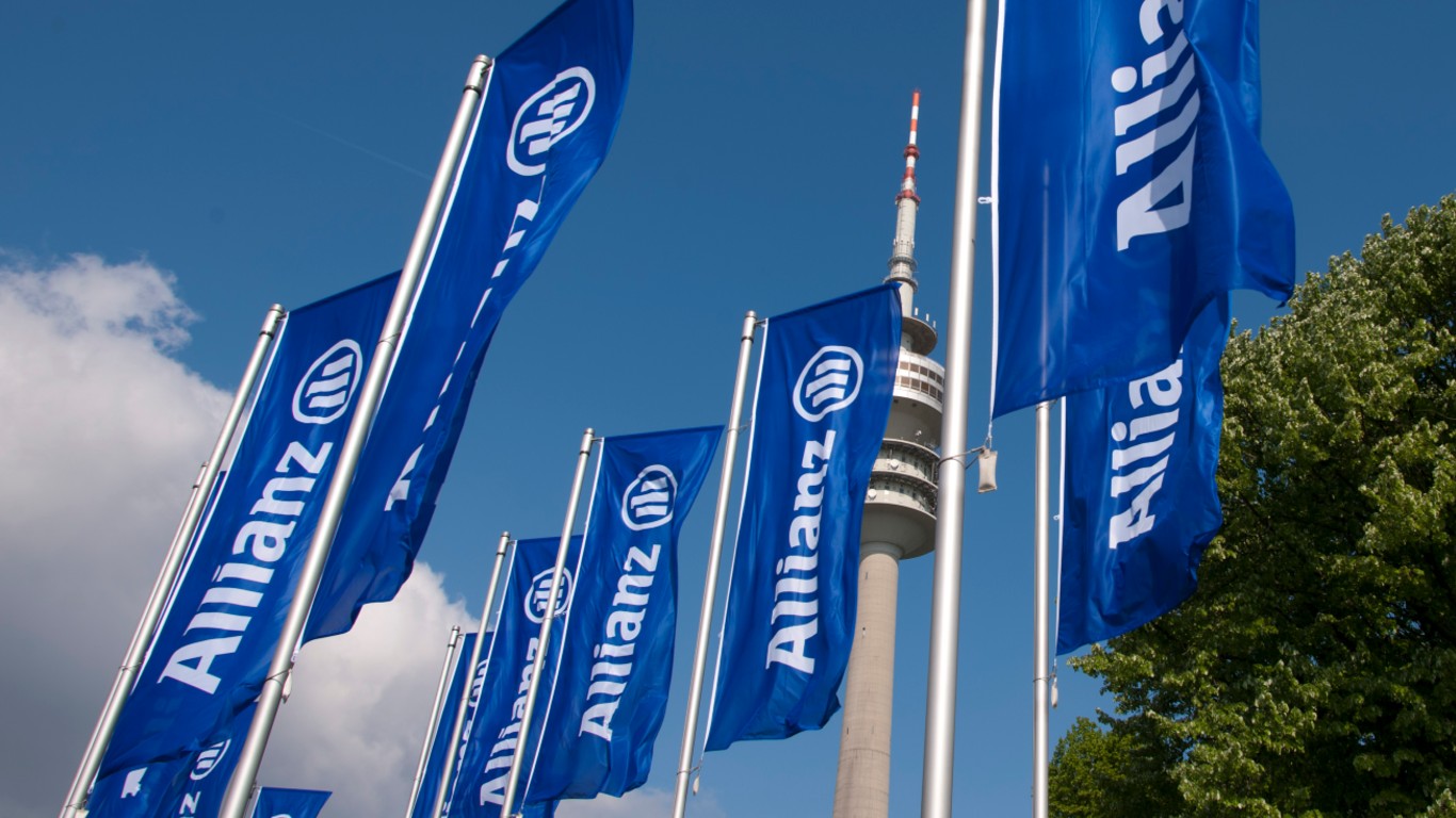 allianz blue flags